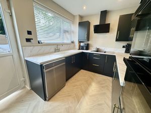 Open Plan Kitchen- click for photo gallery